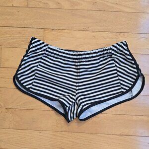 RVCA | sporty black and white stripe running shorts | WMS M